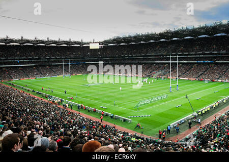 L'Irlande contre l'Angleterre dans les six nations de rugby à Croke Park Dublin Banque D'Images