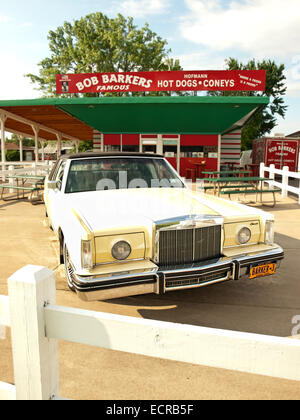 Syracuse, New York, USA.Juillet 17,2014 . Bob Barker's Hot Dogs et Coneys Restaurant Banque D'Images