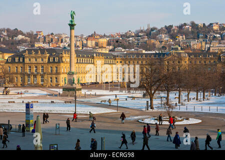 Les personnes à la rue commerçante KONIGSTRASSE, SCHLOSSPLATZ, Stuttgart, BADEN-Württemberg, Allemagne Banque D'Images