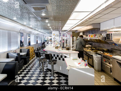 Penny's Diner, un fer traditionnel style voiture american diner de Alpine, Texas, États-Unis Banque D'Images