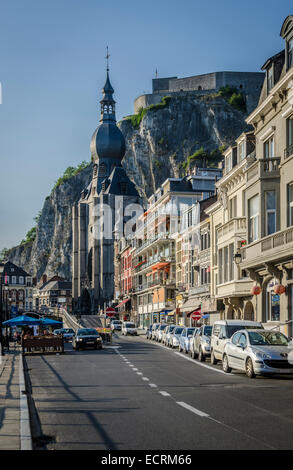 Cathédrale et les bâtiments à Dinant, Belgique Banque D'Images