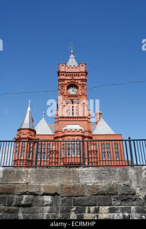 La Pierhead building dans la baie de Cardiff, anciennement le Bureaux Docks Banque D'Images