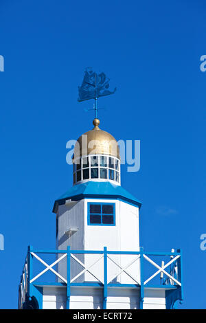 La tour phare de l'île Catalina Yacht Club à Avalon, Catalina Island, Californie. Banque D'Images