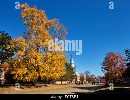 Bruton Parish Church sur Duc de Gloucester Street. Colonial Williamsburg, Virginia, USA. Banque D'Images