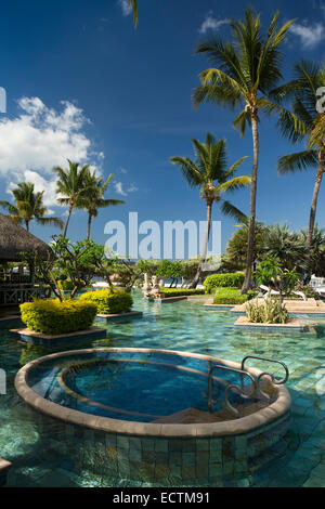 L'Ile Maurice, Flic en Flac, La Pirogue Piscine de l'hôtel Banque D'Images