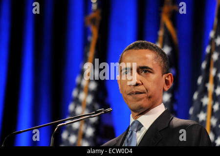 Barack Obama, sénateur des États-Unis, discours sur la race et la politique à Philadelphie le 18 mars 2008. Banque D'Images