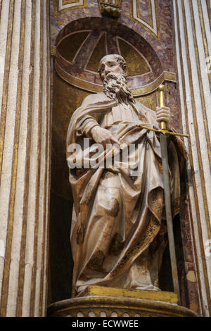 Statue de Saint Paul à la Cathédrale de Burgos, Castille, Espagne. Banque D'Images