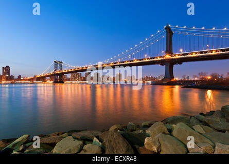Pont de Manhattan East River Crépuscule Banque D'Images