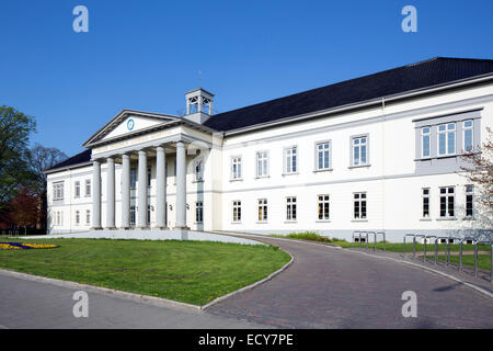 Peter Friedrich Ludwig Hôpital, maintenant le centre culturel PFL avec bibliothèque de la ville, école de musique, la musique et la littérature house Banque D'Images