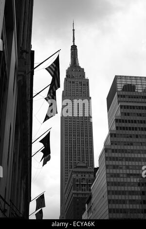 Empire State Building en noir et blanc Banque D'Images