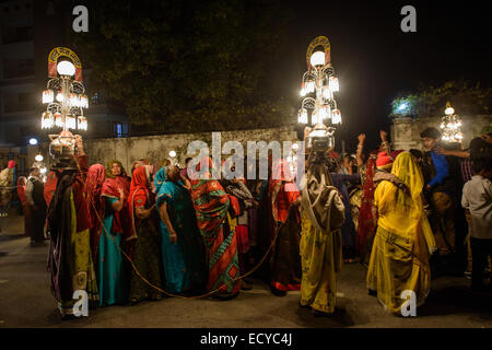 Cortège de mariage indien, Jaipur, Inde Banque D'Images