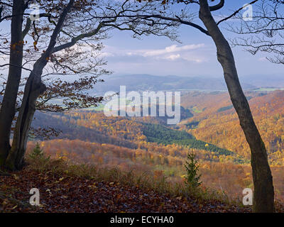 Vue dans la vallée de la Werra avec Rothestein Château et Bad Sooden Allendorf-, Hesse, Allemagne Banque D'Images