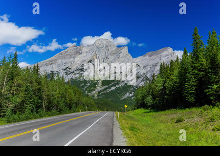 Vue à partir de la région de Kananaskis des régions rurales de l'Alberta, Canada. Banque D'Images