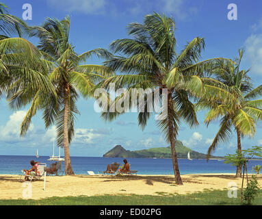 La plage de Reduit, Gros Islet, Saint Lucia, Lesser Antilles, Caribbean Banque D'Images