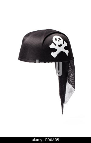 Image d'un chapeau de pirate isolé sur fond blanc. Banque D'Images