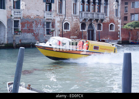 Ambulance de l'eau Venise Italie PLAT000320 Banque D'Images