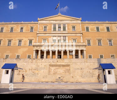 Bâtiment du Parlement grec, place Syntagma, Athènes, le Centre d'Athènes, Attique, Grèce Banque D'Images