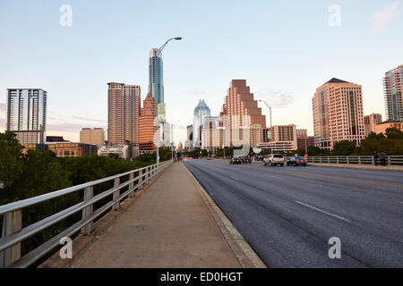 Voir d'Austin de Congress Avenue Bridge, Austin, Texas, USA Banque D'Images