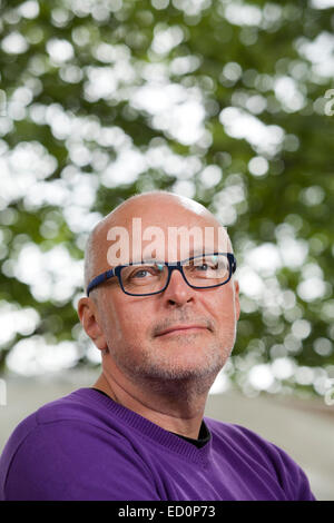 Miha Mazzini, l'écrivain slovène, scénariste et réalisateur, à l'Edinburgh International Book Festival 2014. Edimbourg, Ecosse. 17 août 2014 Banque D'Images