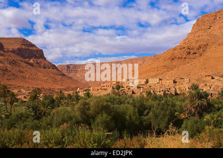 La rivière de Ziz, Oued Ziz, gorges du ZIZ, Vallée de Ziz Ziz, Gorges, région du Tafilalet, au Maroc, Afrique du Nord Banque D'Images