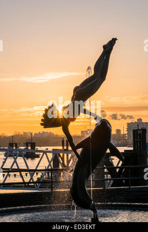 Lever du soleil d'hiver sur la Tamise - Londres Banque D'Images