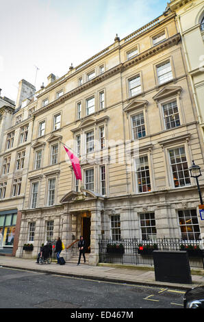 Christie's maison de ventes aux enchères le siège social dans King Street, London SW1. Le plus ancien des mondes fine art commissaire-priseur. Banque D'Images