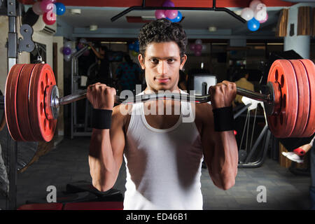 1 Sports indien Santé de l'homme Club Musculation Banque D'Images