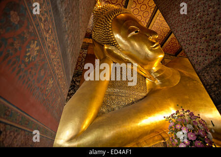 E00201-00...THAÏLANDE - Chef du Bouddha couché du Wat Pho. Banque D'Images