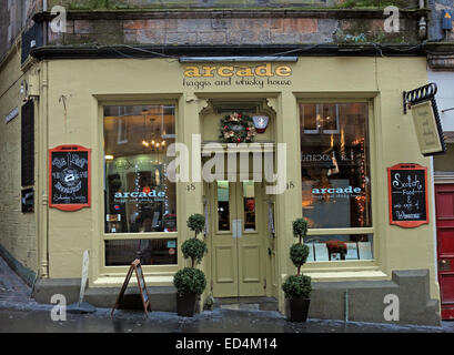 Arcade, The Edinburgh Haggis & Whisky House, 48 Cockburn St, Jackson's Close, Édimbourg, Écosse, ROYAUME-UNI, EH1 1PB Banque D'Images