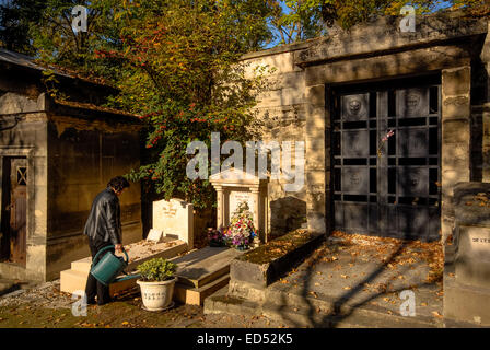 Tombes au cimetière du Père-Lachaise à Paris, France Banque D'Images