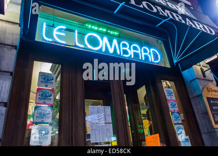 Bruxelles, Belgique, Close up, Belgique Café Bar Bistro Restaurant, détail, enseigne au néon, porte, extérieur 'le Lombard' Banque D'Images