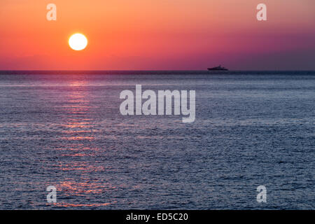 Superbe lever de soleil à la fin de l'été à Riposto Banque D'Images