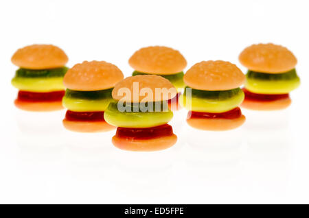 Trolli-burgers, des bonbons gommeux qui ressemblent à des hamburgers, faite par le Ferrara Candy Company Banque D'Images