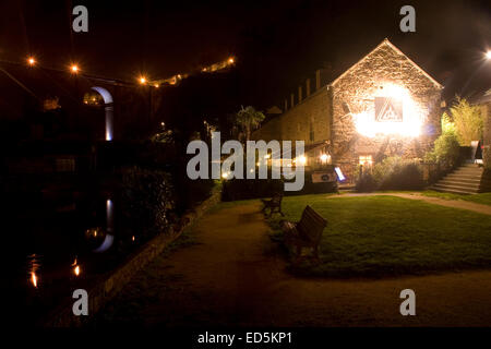 Zag, restaurant, rue du Port, Dinan Banque D'Images