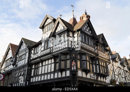 Chester, Royaume-Uni, "les lignes" sur Eastgate Street. Banque D'Images