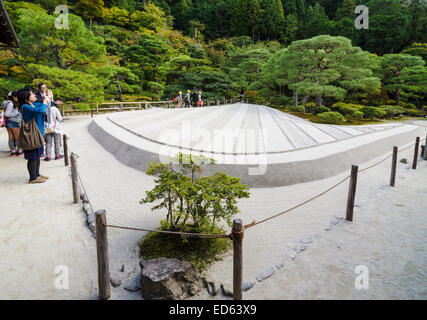 Le jardin de sable de Ginkaku-ji, également connu comme le Temple du pavillon d'argent, Kyoto, Japon, Kansai Banque D'Images