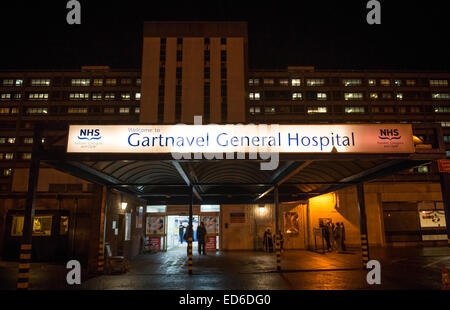 Glasgow, Royaume-Uni. Dec 29, 2014. Un travailleur de la santé qui vient de revenir de l'Afrique de l'Ouest a été diagnostiqué avec le virus Ebola et est traité dans l'hôpital Gartnavel à Glasgow. La femme, qui est arrivé à partir de la Sierra Leone, le dimanche soir, est dans l'isolement à l'hôpital Gartnavel de Glasgow. Crédit : Sam Kovak/Alamy Live News Banque D'Images