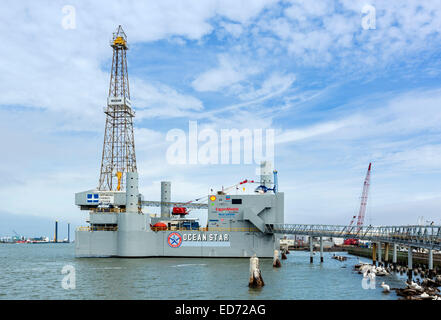 Le Ocean Star Offshore Oil Rig & Museum, Strand Monument quartier historique, Galveston, Texas, États-Unis Banque D'Images