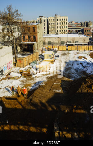 Au sud de Williamsburg site d'un nouveau projet de condominium, par l'arrêt de métro Marcy Avenue à Bedford Avenue. Banque D'Images