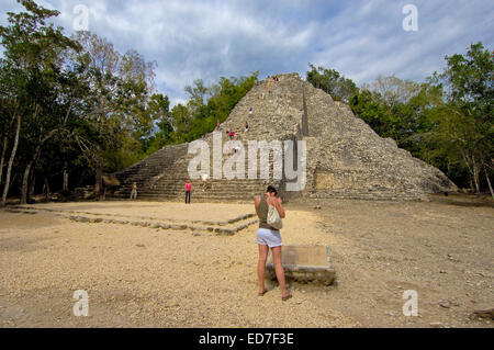 Nohoch Mul Pyramide, ruines Maya de Coba, l'état de Quintana Roo, Riviera Maya, péninsule du Yucatan, Mexique Banque D'Images