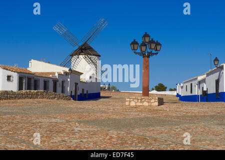 Moulin, Campo de Criptana, Route de Don Quijote, province de Ciudad Real, Castille-La Manche, Espagne Banque D'Images