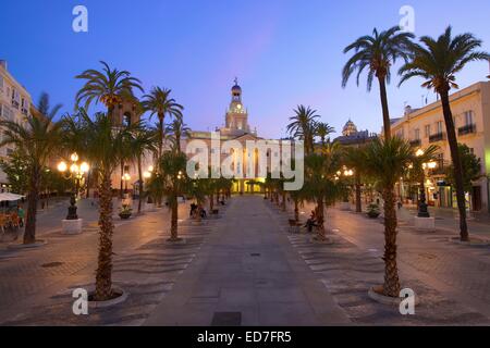 Plaza San Juan de Dios avec la Mairie, Cadix, Costa de la Luz, Andalousie, Espagne Banque D'Images