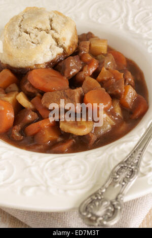 Cordonnier ou boeuf Ragoût de boeuf avec des boulettes de rognon Banque D'Images