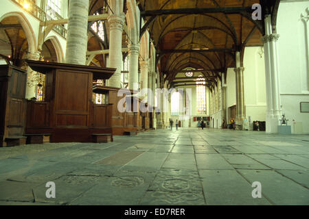 Pays-bas, Amsterdam. Oude Kerk, ancienne église, vue de l'intérieur Banque D'Images