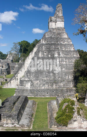 Peten au Guatemala, en province, le parc national de Tikal, Temple !, Ball (au premier plan) Banque D'Images