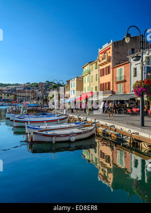 Le port de Cassis, Village de Cassi, sud de la France, Provence, près de Marseille Banque D'Images