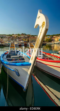 Le port de Cassis, Village de Cassi, sud de la France, Provence, près de Marseille Banque D'Images