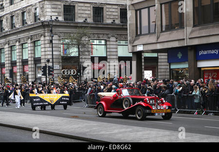 Londres, Royaume-Uni. 1er janvier 2015. Parade des artistes au cours de l'assemblée le défilé du Nouvel An à Londres, Angleterre le 1 janvier 2015. © Han Yan/Xinhua/Alamy Live News Banque D'Images