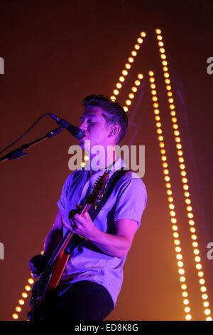 BENICASIM, ESPAGNE - 20 juillet : Arctic Monkeys en concert à FIB (Festival Internacional de Benicassim Festival 2013). Banque D'Images