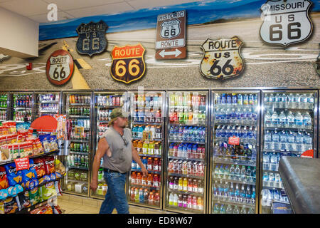 Illinois, Midwest, McLean, autoroute historique route 66, US 66, autoroute, Interstate 55, arrêt Dixie Truck, Travel Travel Travel plaza, magasin de proximité, shopping shopp Banque D'Images